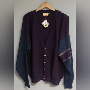 NWT Mens Duck Head Button Down Cardigan. BORDEAUX.  Mixed Print.